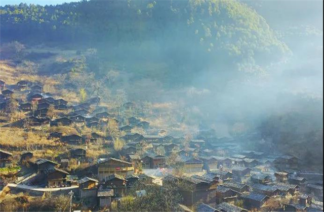 云南這個小村寨，擁有最美的風(fēng)景和最濃郁的風(fēng)情